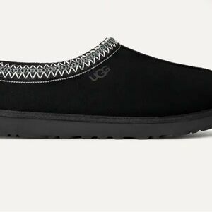 UGG Black and Gray Cozy Slippers